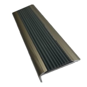 NẸP NHÔM CHỐNG TRƯỢT NLP8 THANH 2,7M- NẸP MŨI BẬC CHÂN 8MM