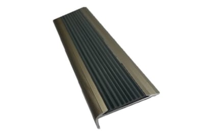 Nẹp chống trượt cầu thang NLP8