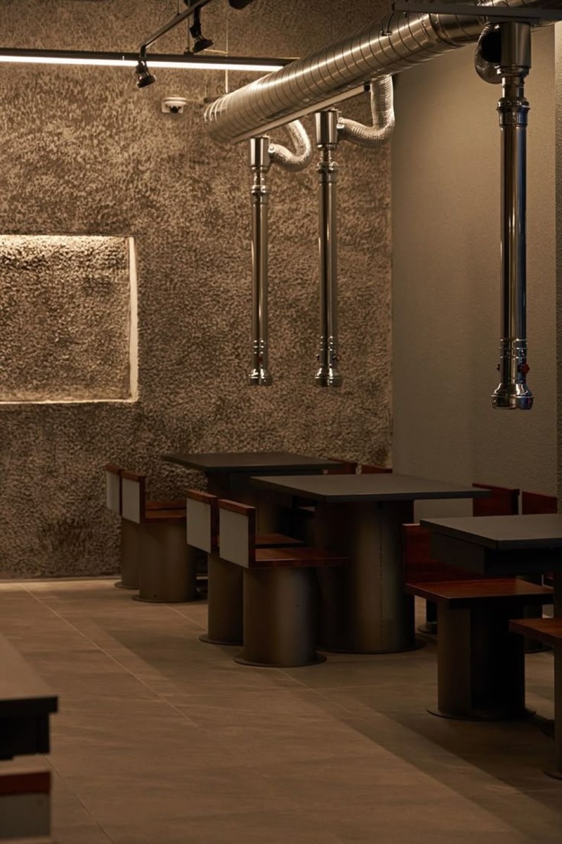 chọn vật liệu chống trơn