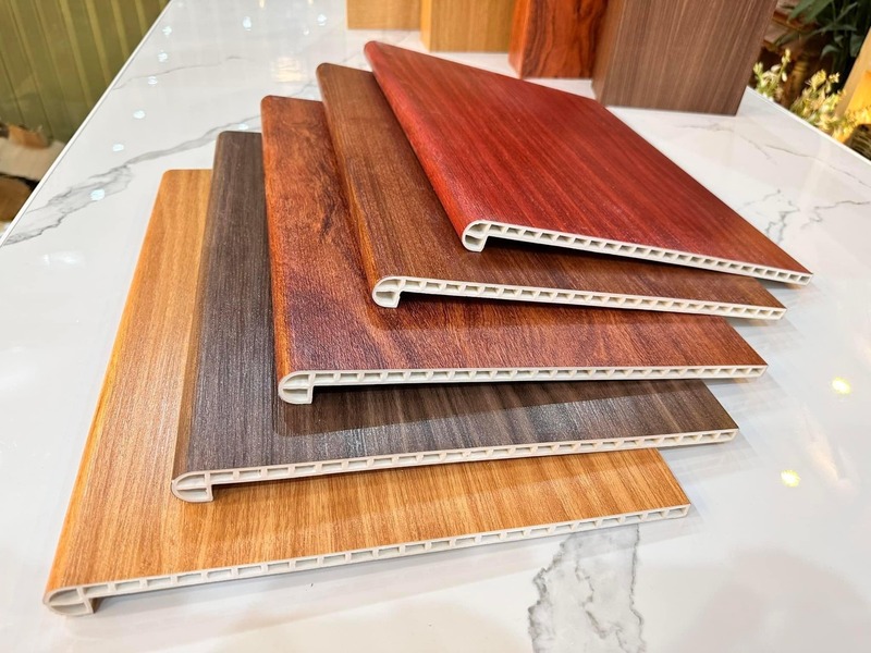 Tấm ốp chống trượt cầu thang