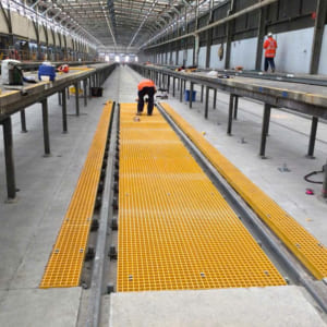 Tấm sàn grating composite frp kích thước 1220 x 2440 x 30 mm